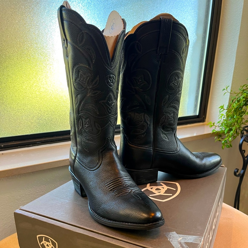 Ariat Heritage Western R-toe Women’s Cowboy Boots Size 8 1/2 B Black leather